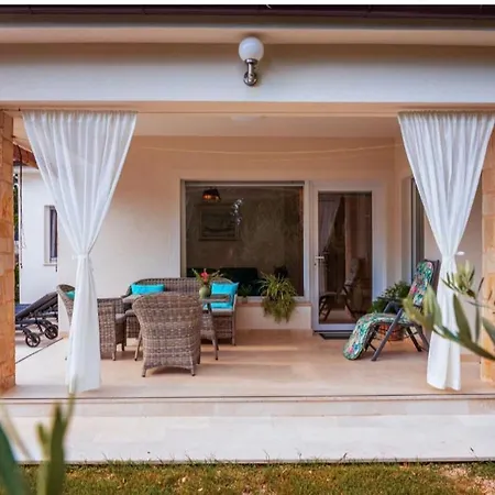 Nevera Villa Omisalj